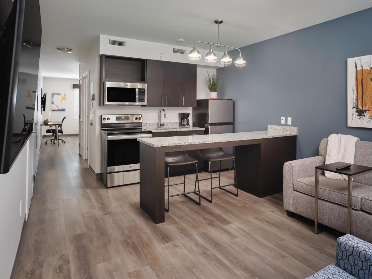 Stayapt Suites Raleigh-Durham/Rtp 克莱格 外观 照片