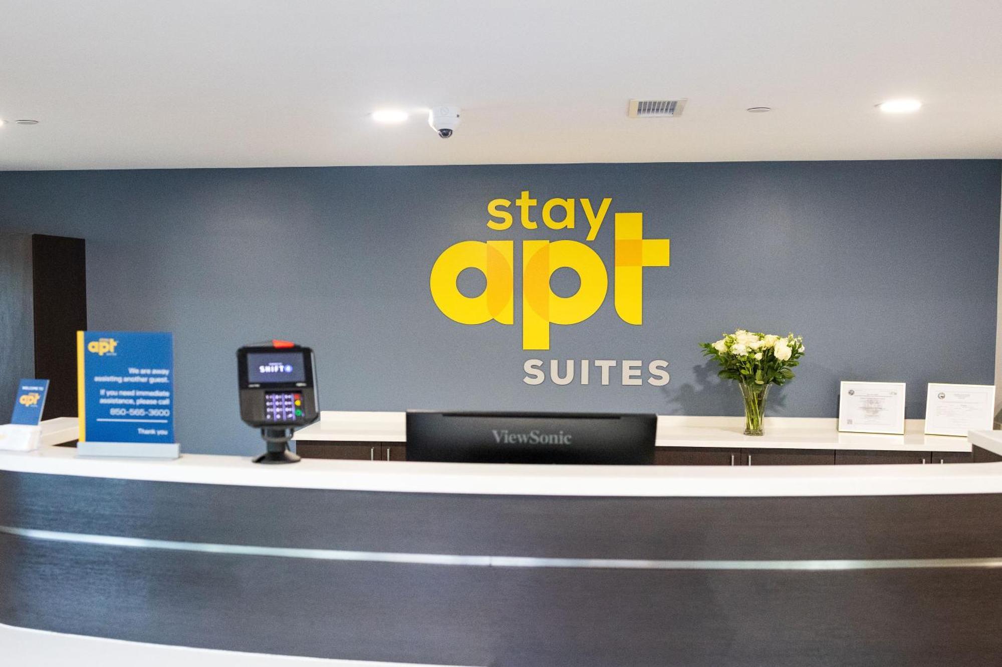 Stayapt Suites Raleigh-Durham/Rtp 克莱格 外观 照片